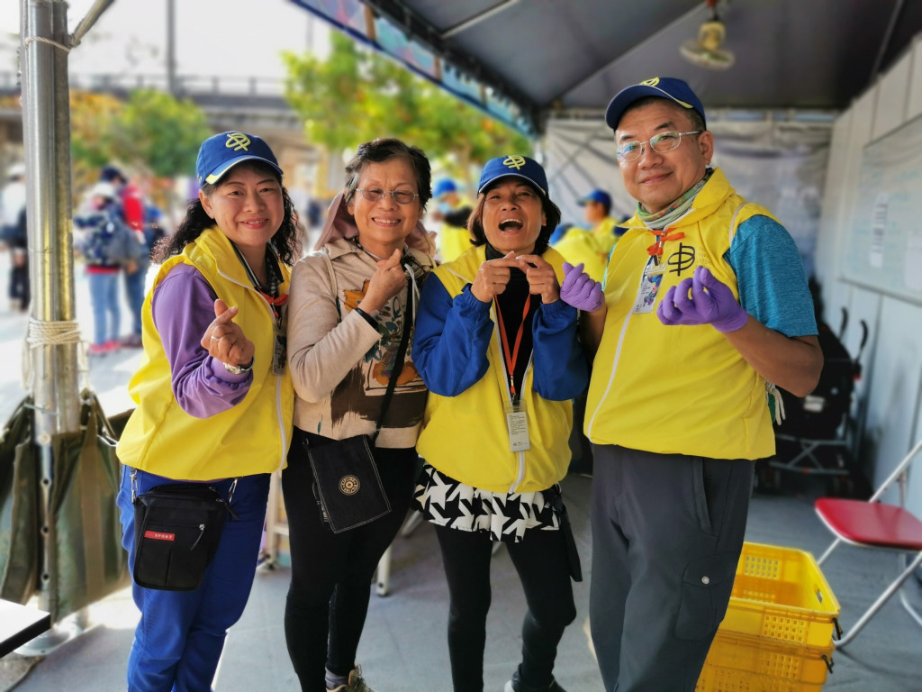 1090223燈會志工-1