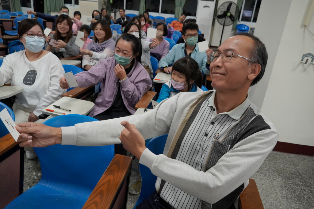 1131206瑞穗國小邱榮芳老師