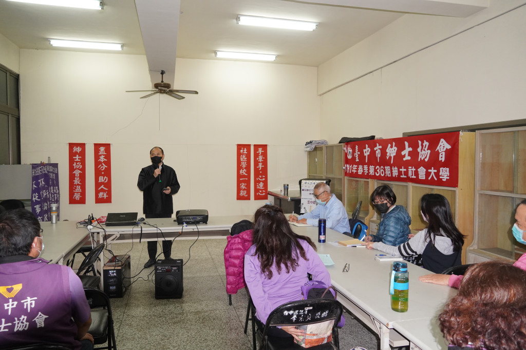 1110401王中砥老師