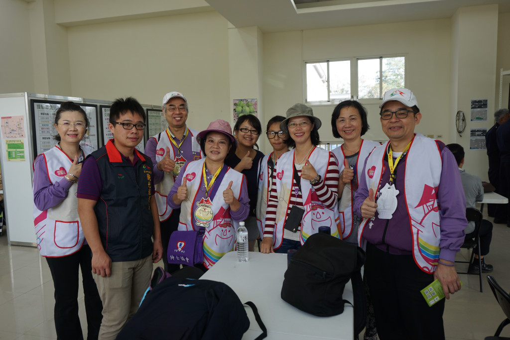 1051224后里花毯節志工