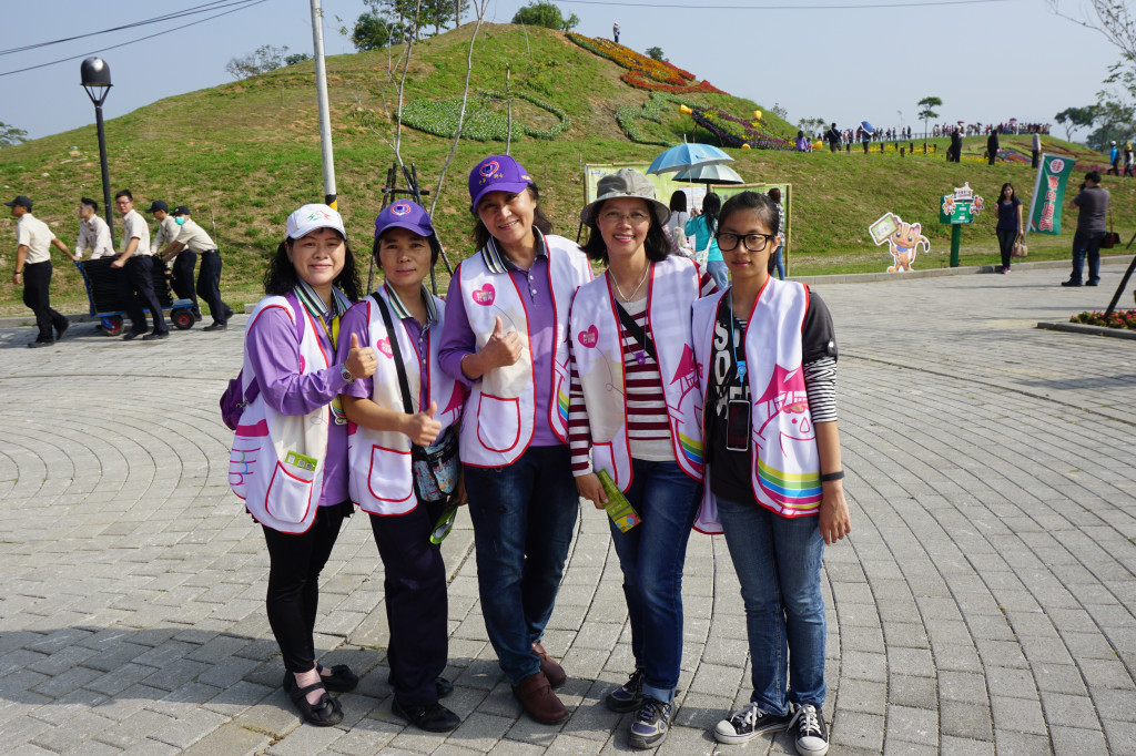 1051224后里花毯節志工