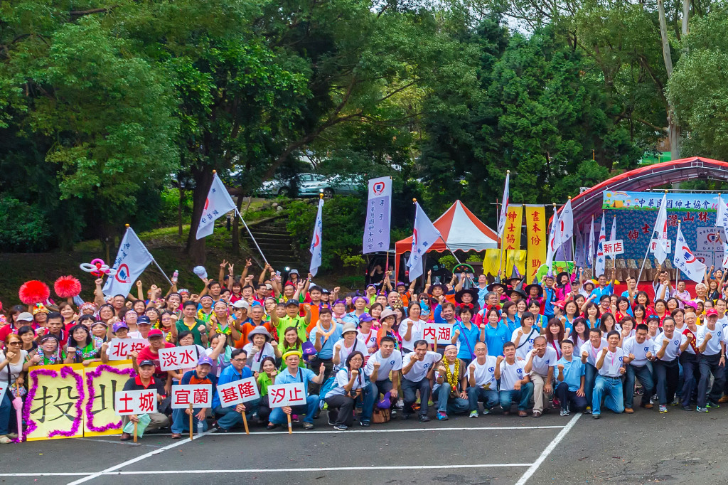 1051022-23全國大露營大合照