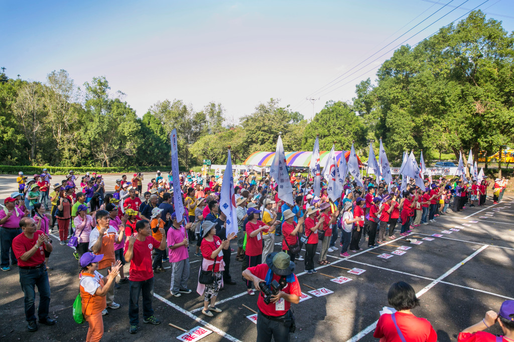 1051022-23全國大露營晨操