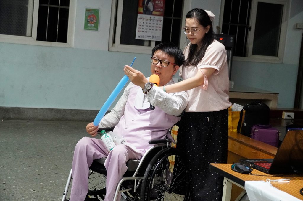 台中市紳士協會1150608劉炫成老師-從輪椅到舞台：一位氣球藝師的多元人生實踐